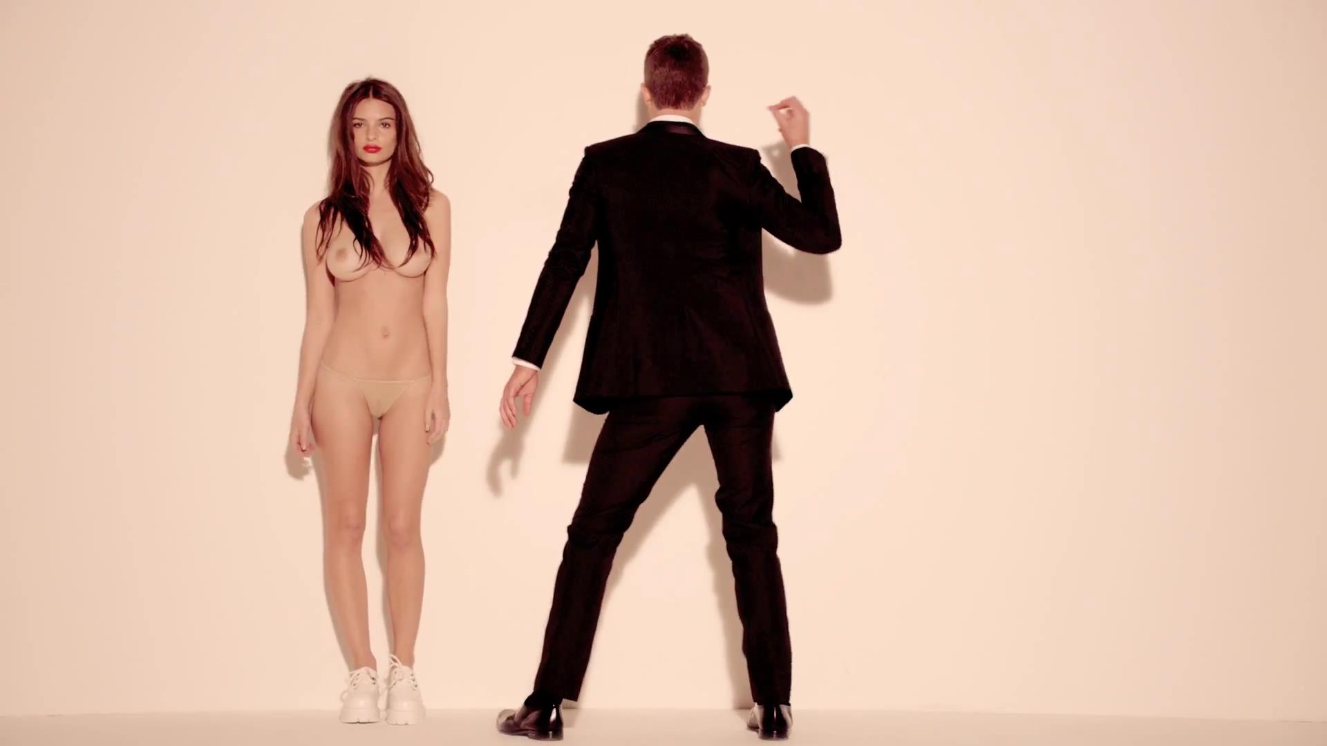 Robin Thicke. Blurred Lines ft. T.I., Pharrell (Unrated) - Alrincon.com